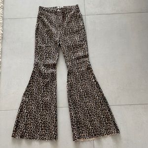 Leopard print jeans || size 31 || Free people